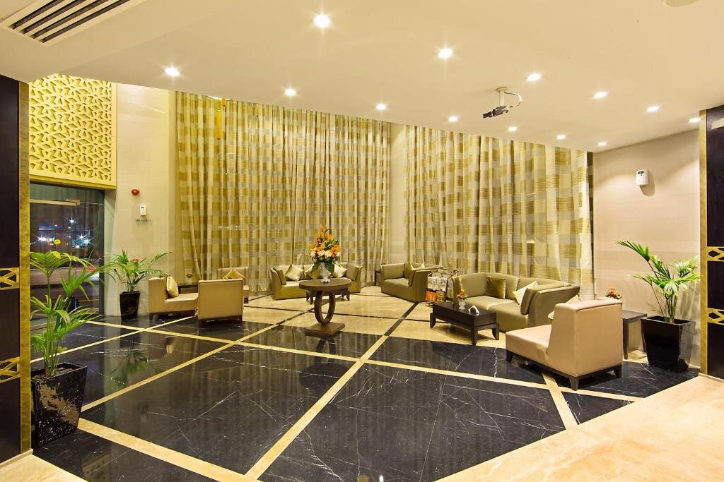 Lotus Grand Hotel 3
