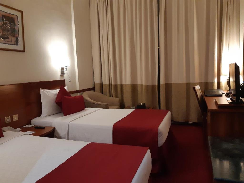 Lotus Grand Hotel 7