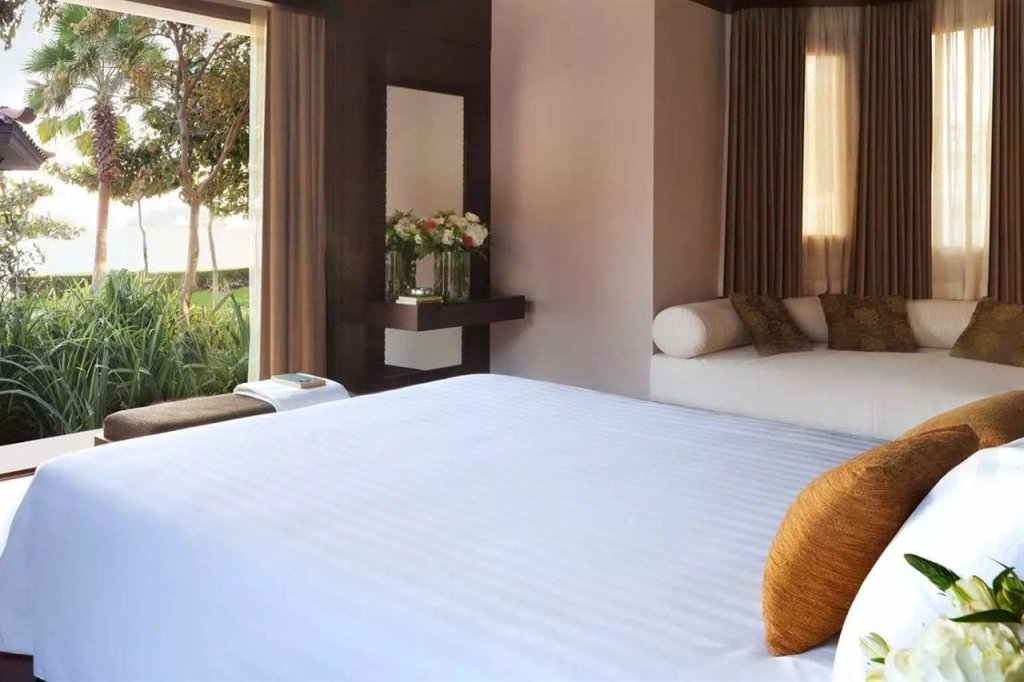 Anantara The Palm Dubai Resort 11