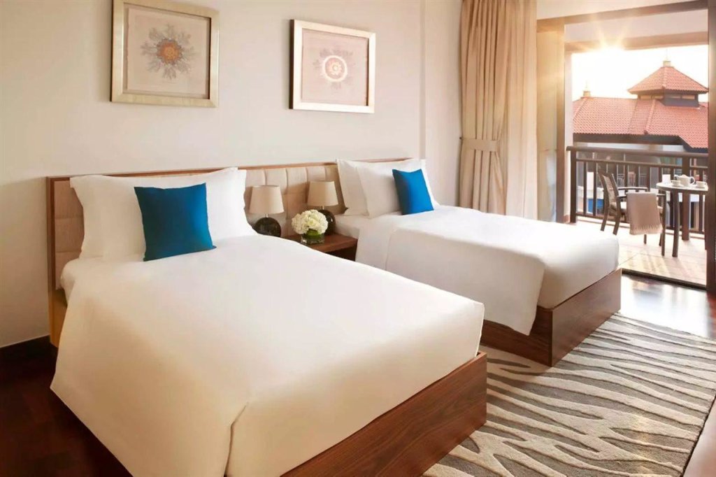 Anantara The Palm Dubai Resort 22