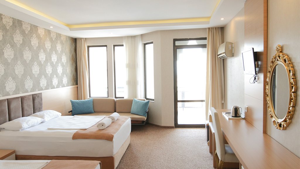 Start Hotel 2