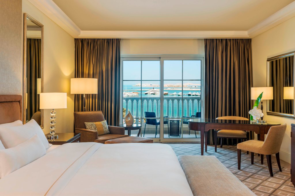 The Westin Dubai Mina Seyahi Beach Resort & Marina 8