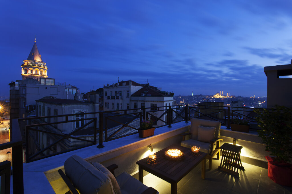 Louis Appartements Galata 1