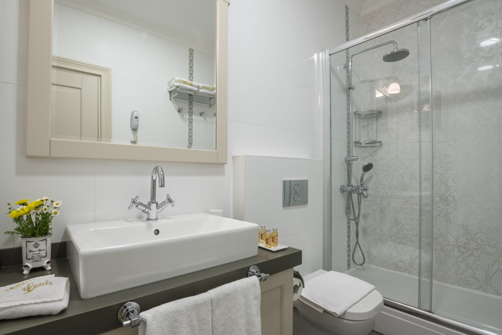 Louis Appartements Galata 6