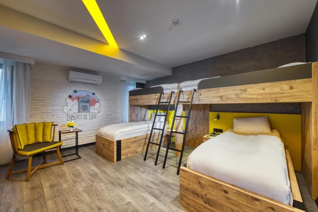 Afflon Hotels Loft City 5