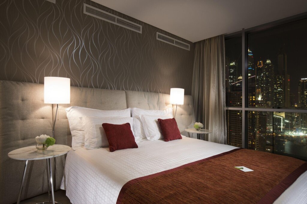 Avenue Hotel 12