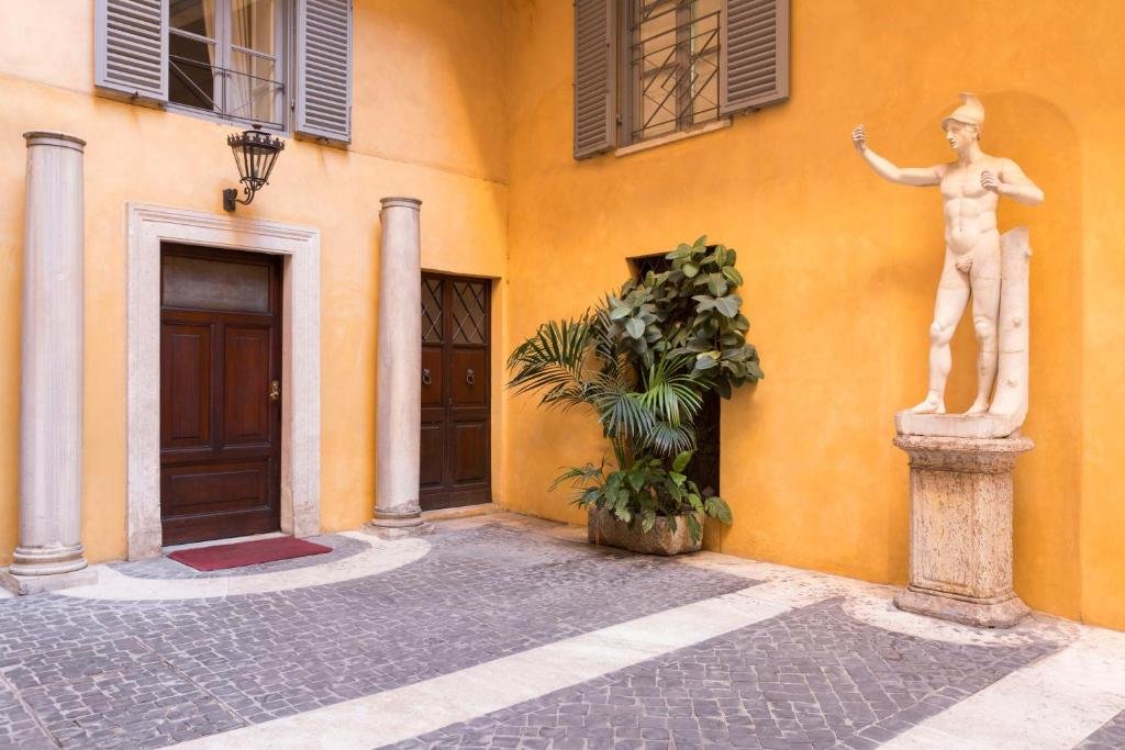 Martius Private Suites 10