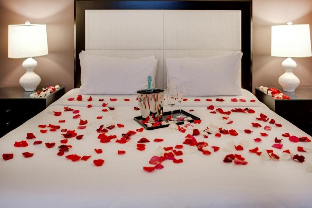 Saffron Hotel 5