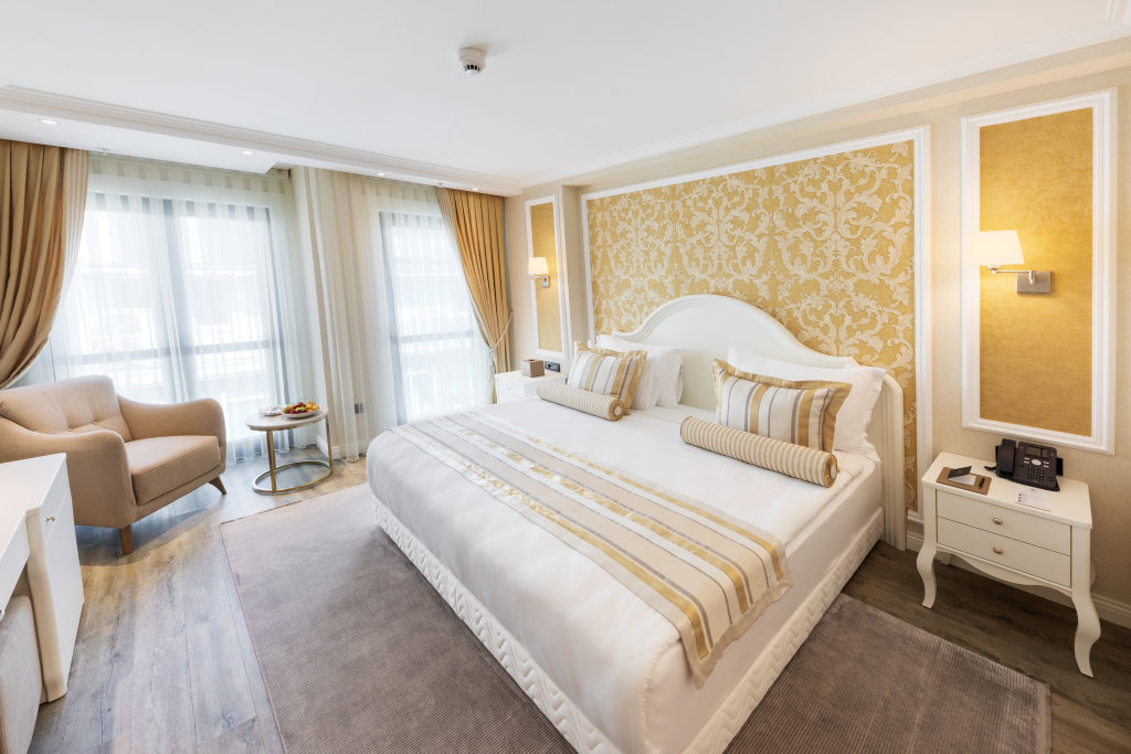 Hallmark Hotel & Spa 2