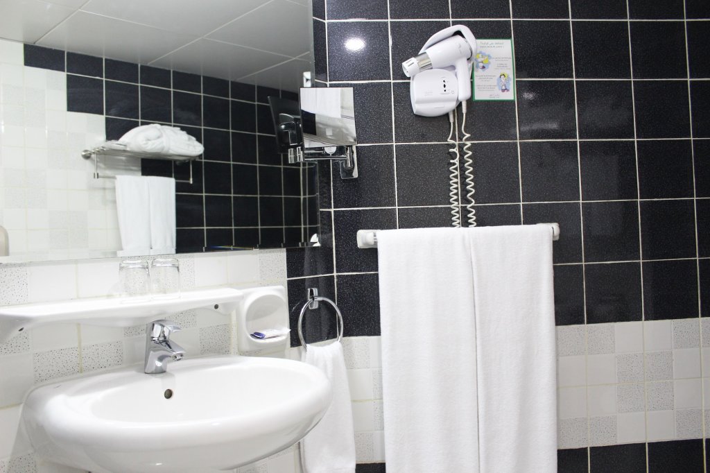 Al Diar Dana Hotel 1