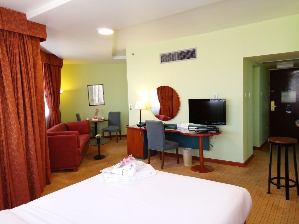 Al Diar Dana Hotel 12