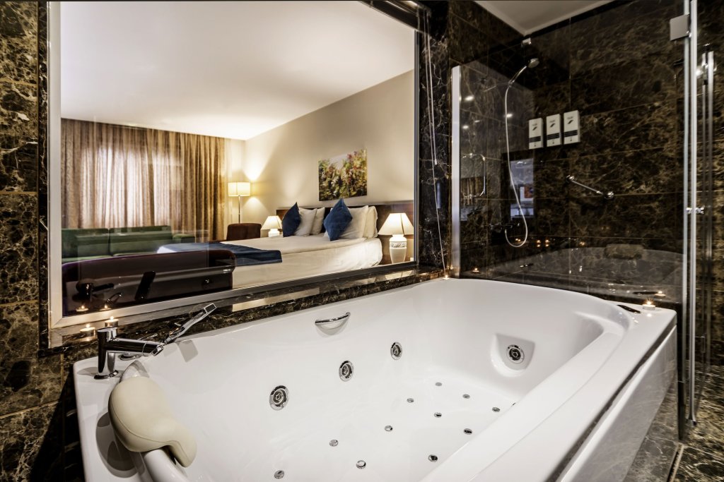 Rox Hotel 22