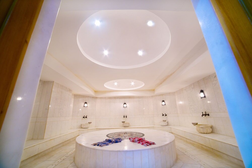Lady Diana Hotel 15