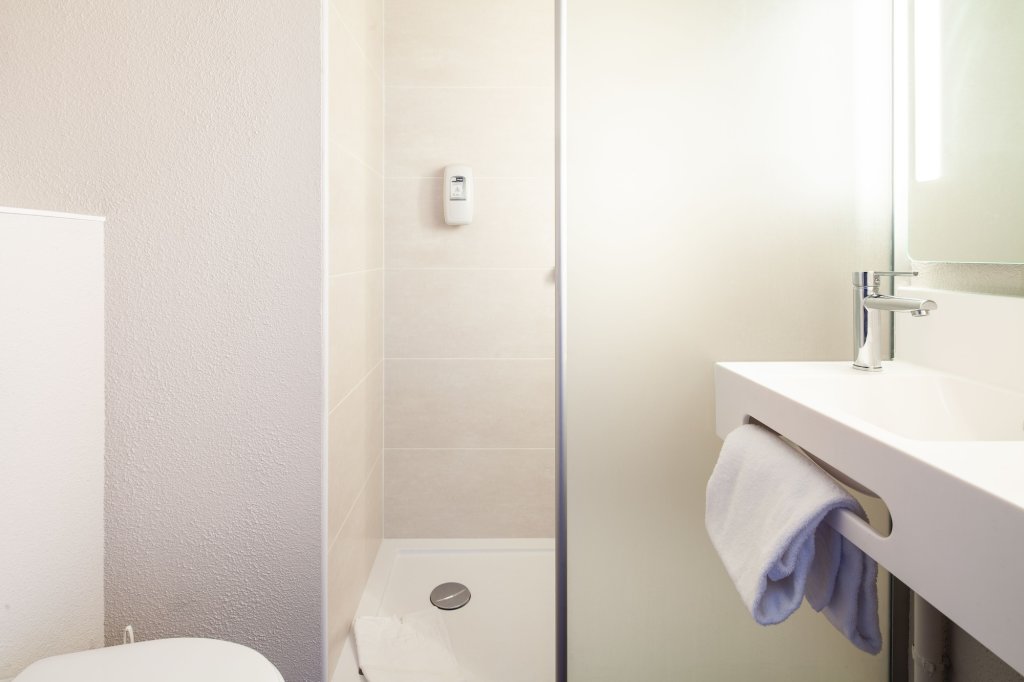 B&B Hotel Meaux 15