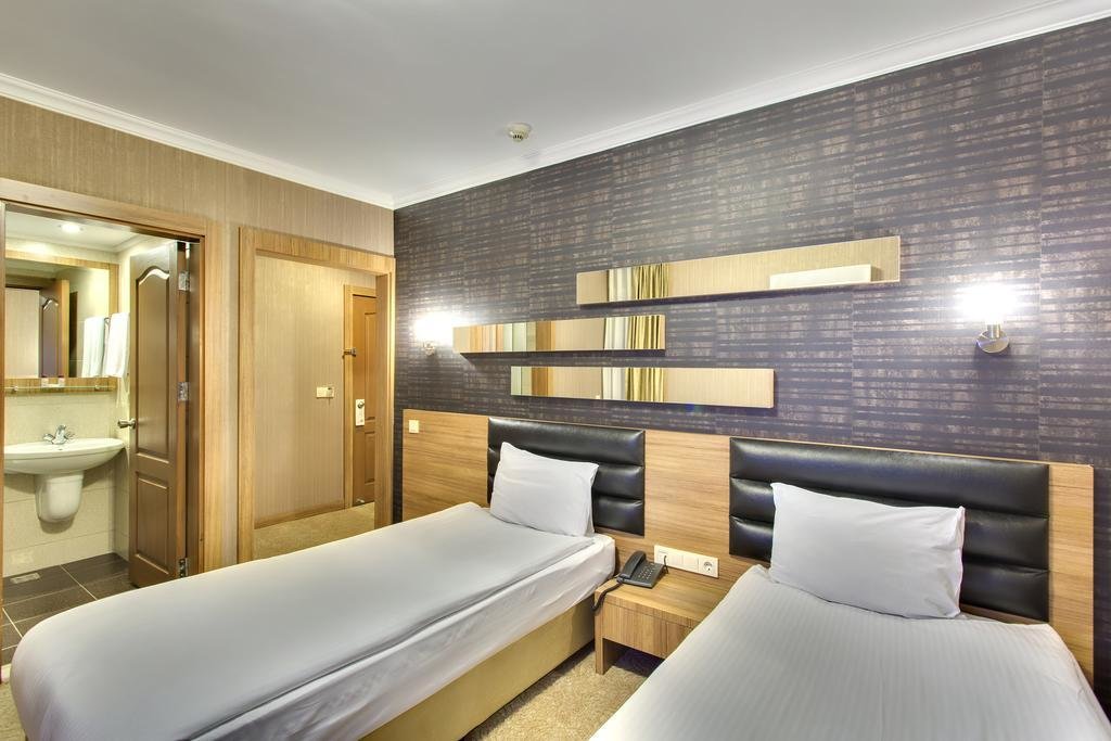 Hotel Antroyal 1