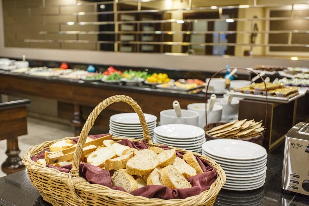 Hotel Antroyal 10