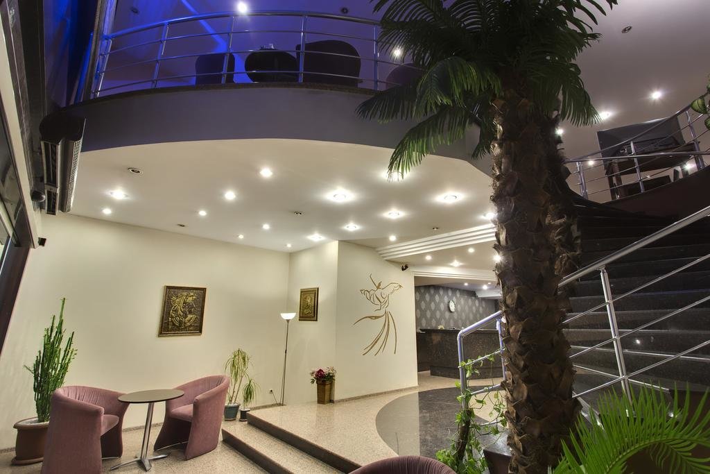 Hotel Antroyal 18