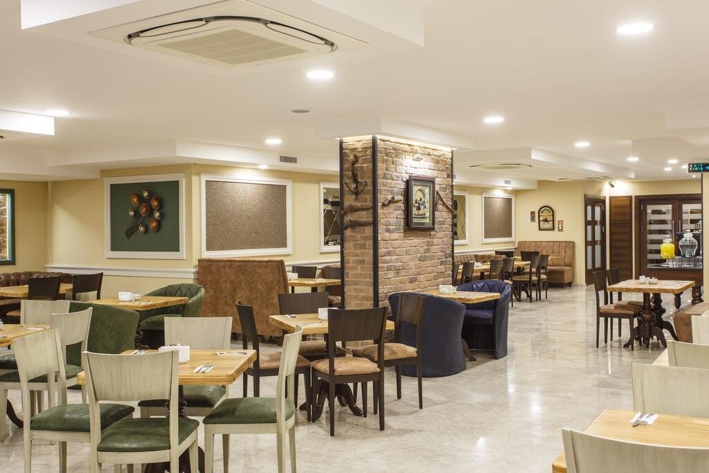 Hotel Antroyal 8
