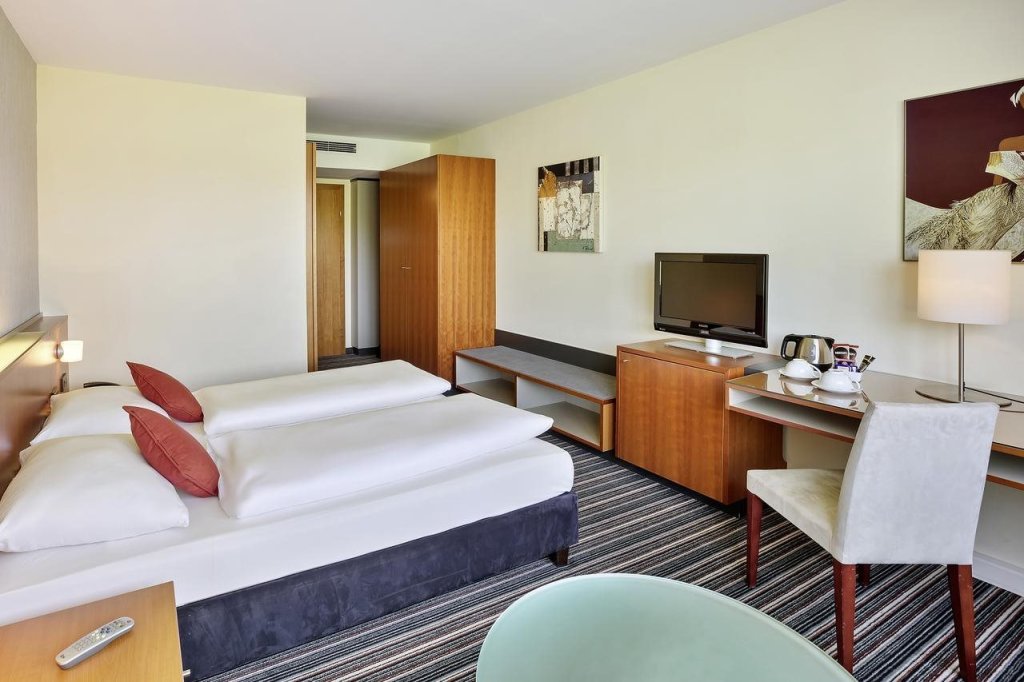 Austria Trend Hotel Bosei 12