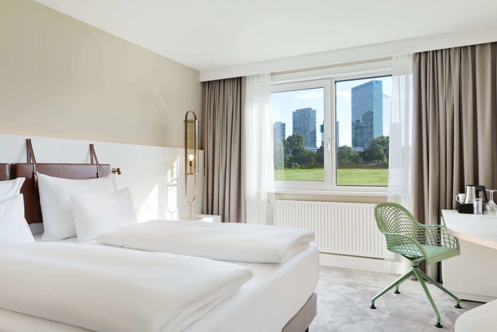 Austria Trend Hotel Bosei 6