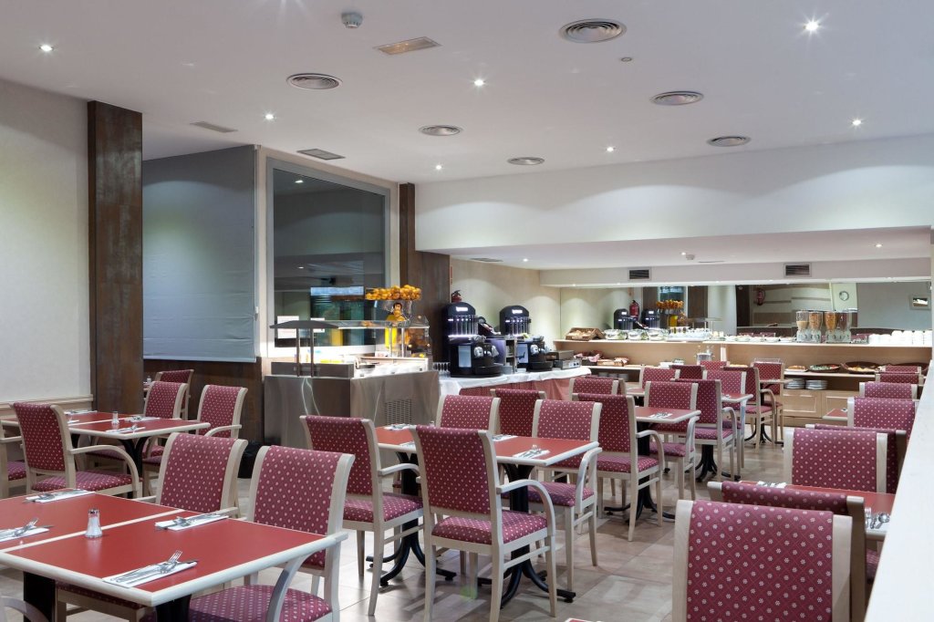 Senator Castellana Hotel 19