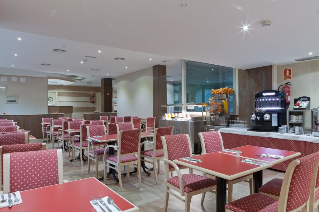 Senator Castellana Hotel 20