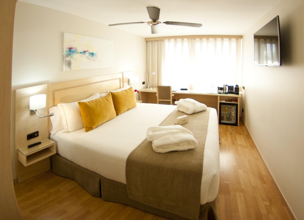 Senator Castellana Hotel 3