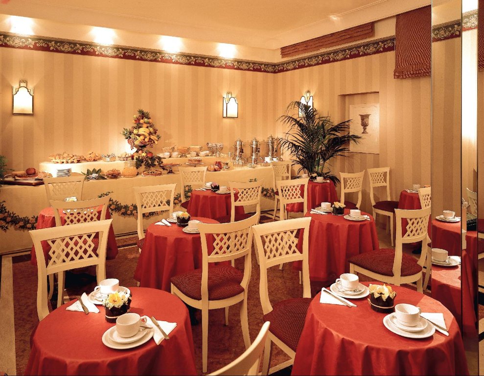 Hotel Villa Glori 14