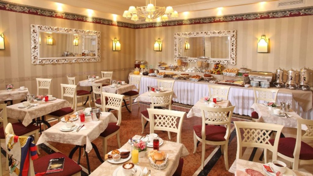 Hotel Villa Glori 18