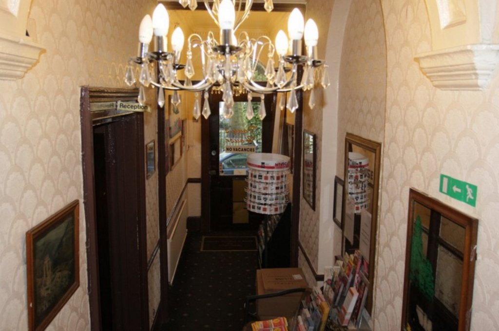 Tony's House Hotel 17
