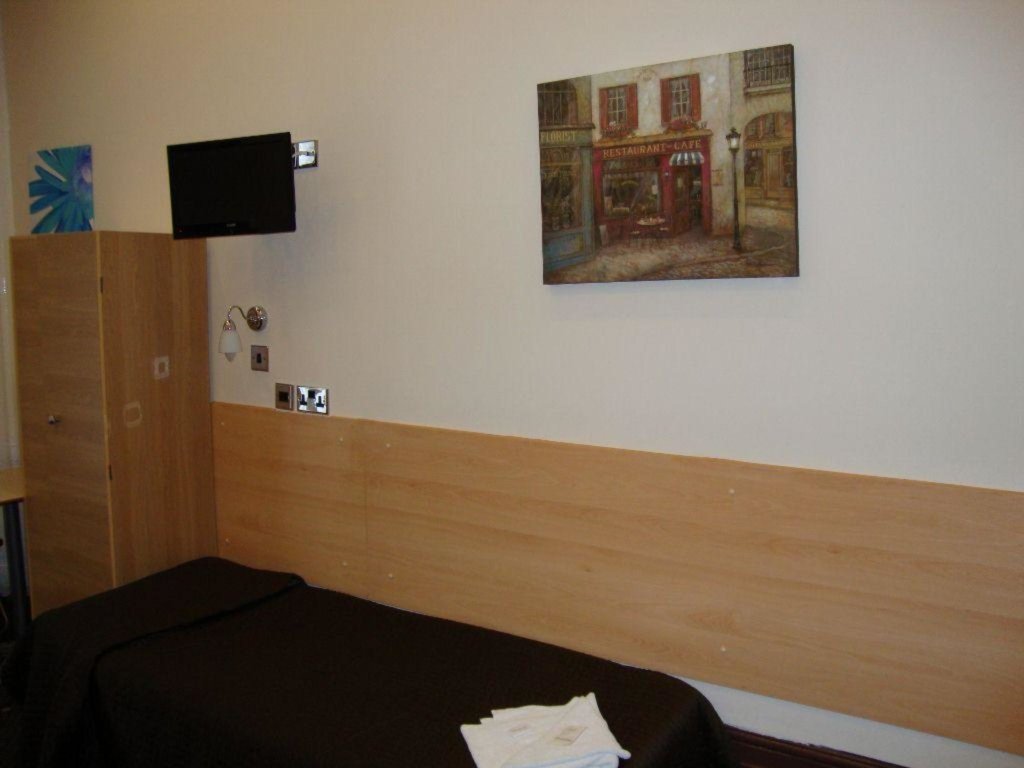 Tony's House Hotel 19