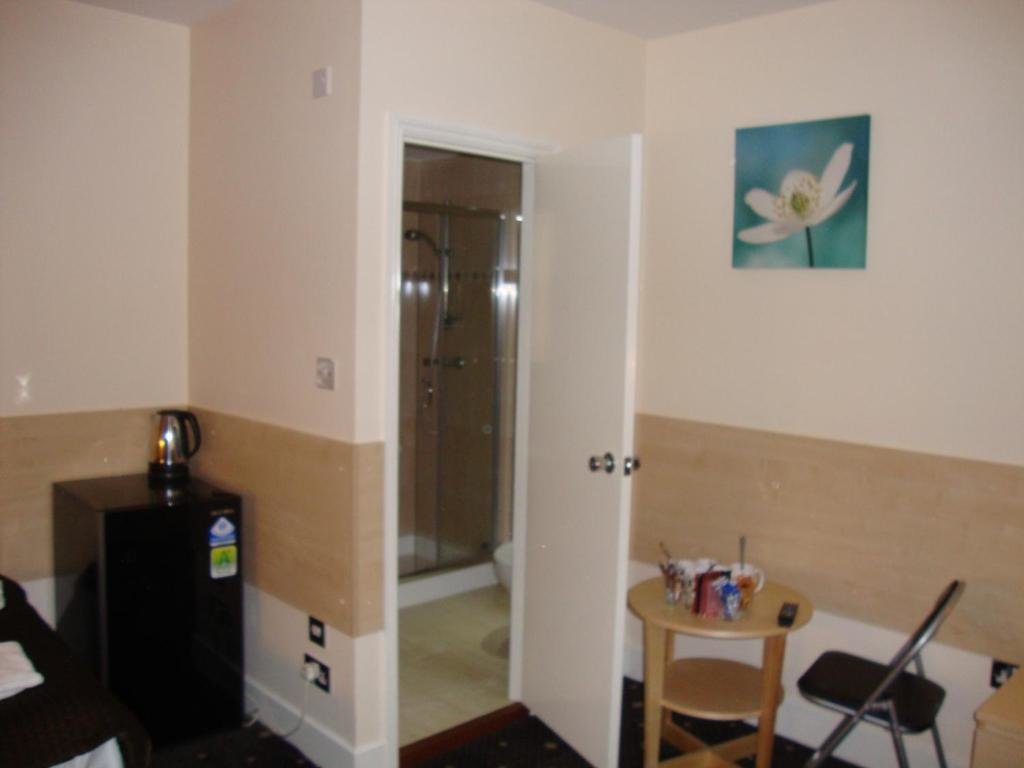 Tony's House Hotel 24