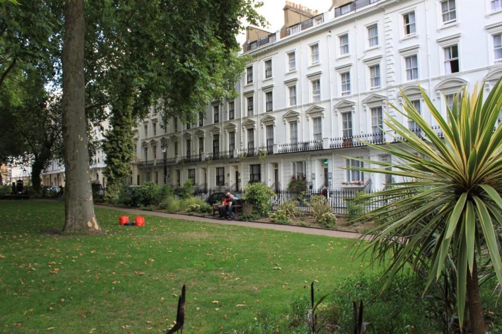 Tony's House Hotel 6