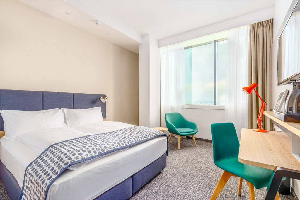 Holiday Inn Vienna - South, an IHG Hotel 10