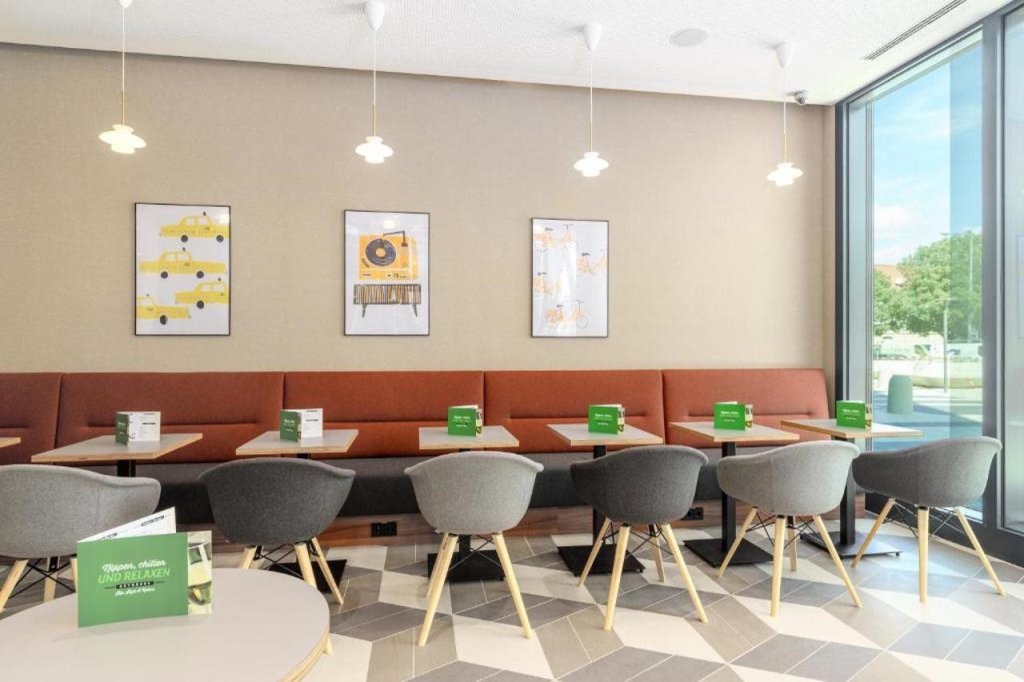 Holiday Inn Vienna - South, an IHG Hotel 12
