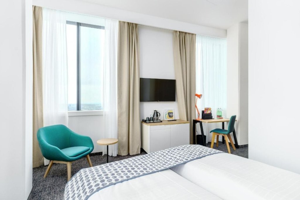 Holiday Inn Vienna - South, an IHG Hotel 15