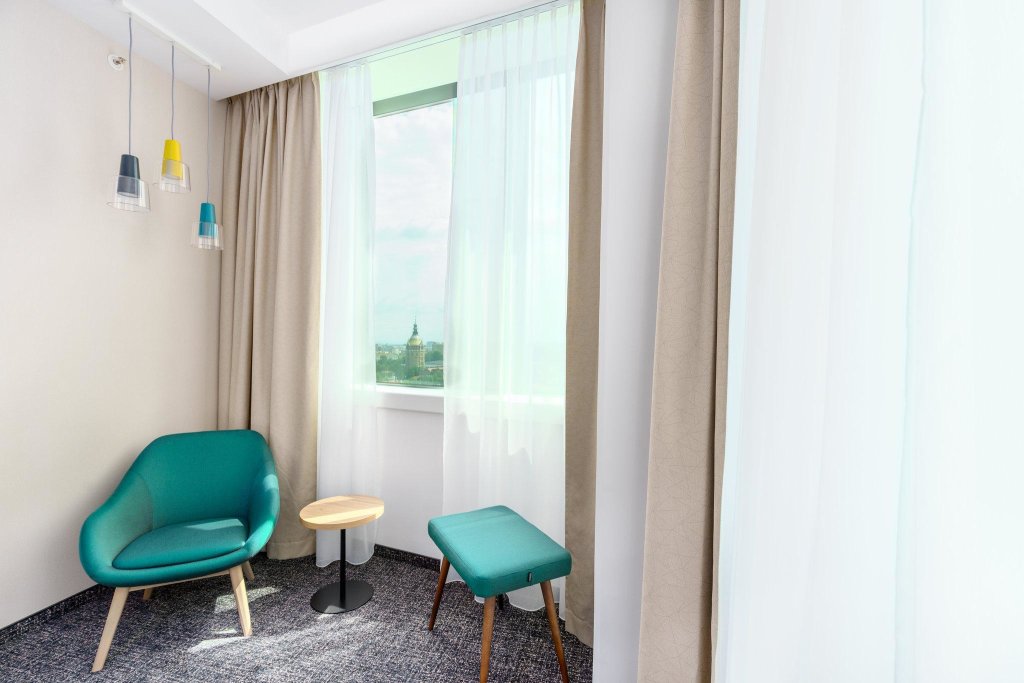 Holiday Inn Vienna - South, an IHG Hotel 24