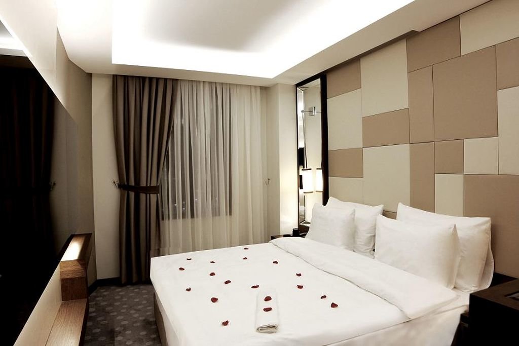 The Biancho Hotel Pera 6