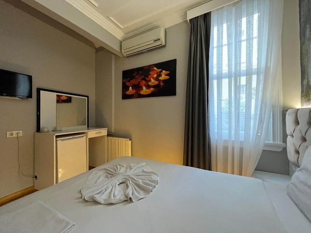 Jasmine Apartment 18