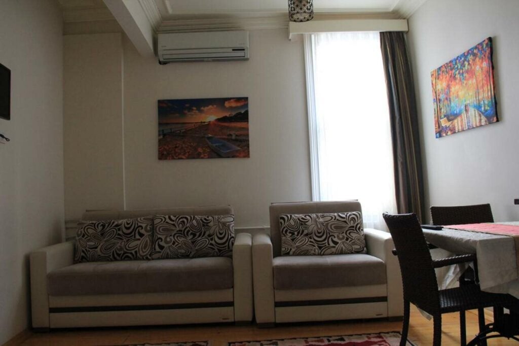 Jasmine Apartment 21