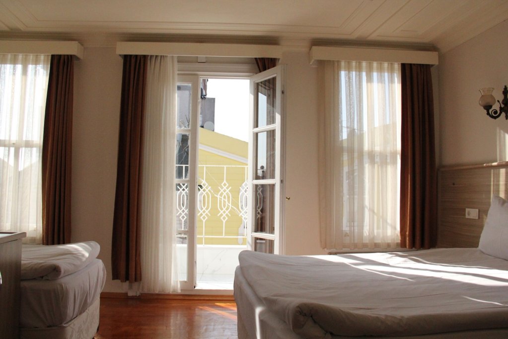 Jasmine Apartment 4