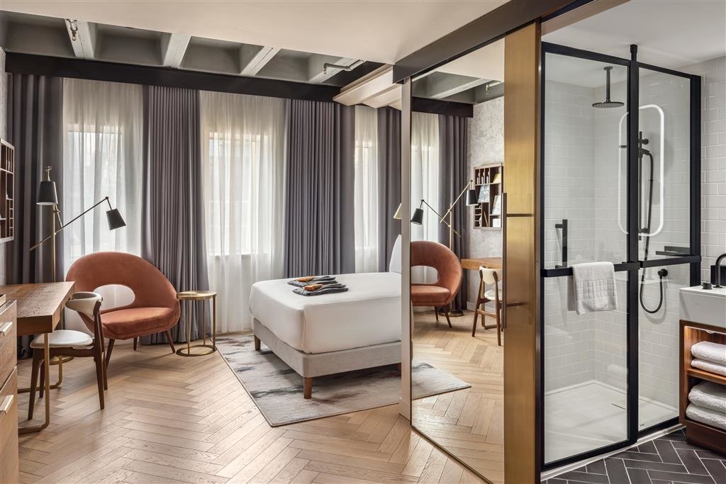 Canopy by Hilton London City 17