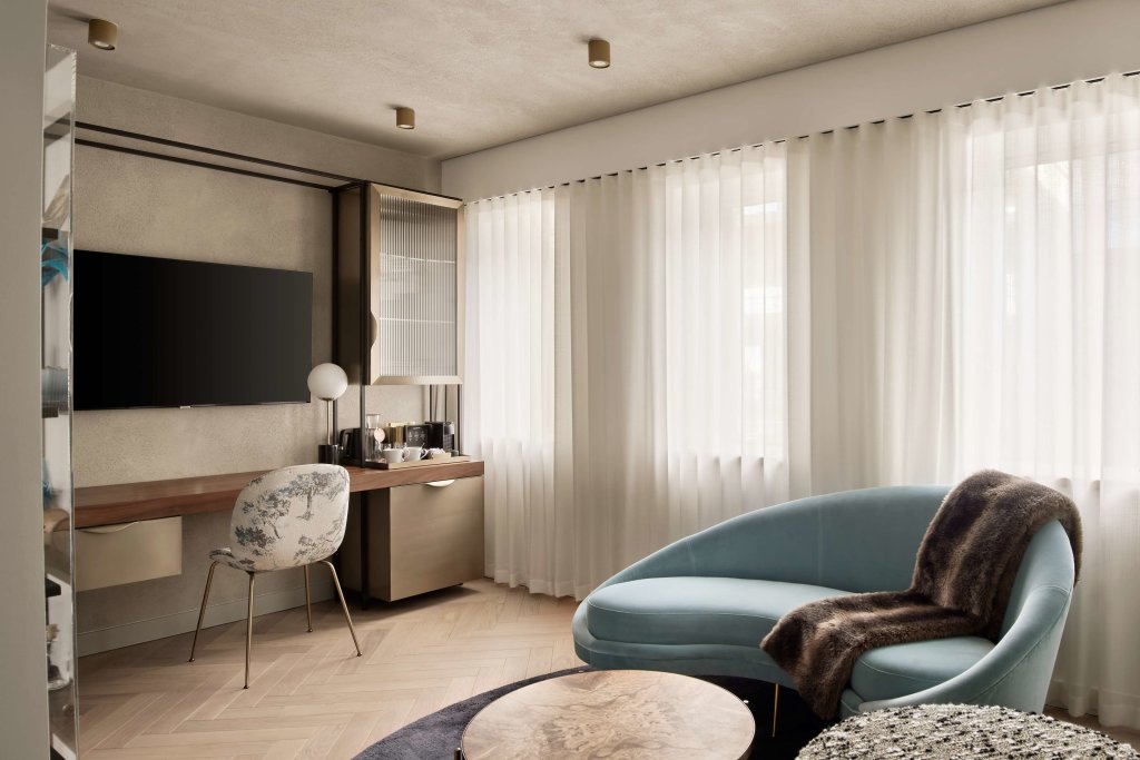 Canopy by Hilton London City 21
