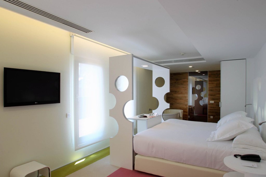 Room Mate Pau 22