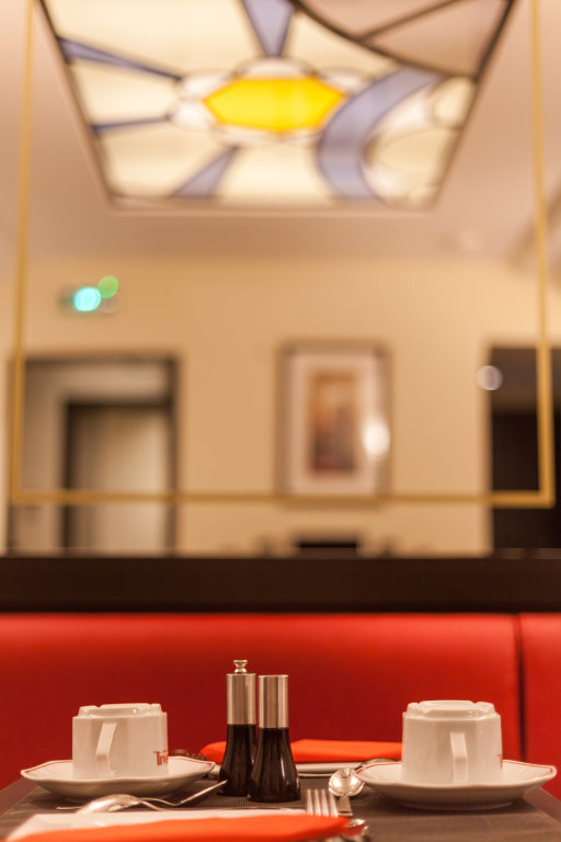 Hôtel Raspail Montparnasse 10