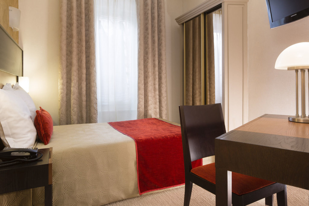 Hôtel Raspail Montparnasse 5