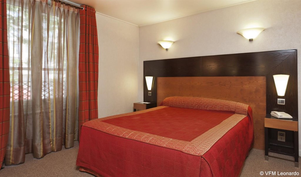 Hôtel Raspail Montparnasse 9