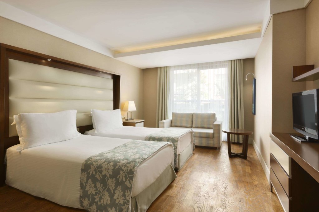 Ramada Plaza by Wyndham Antalya 5