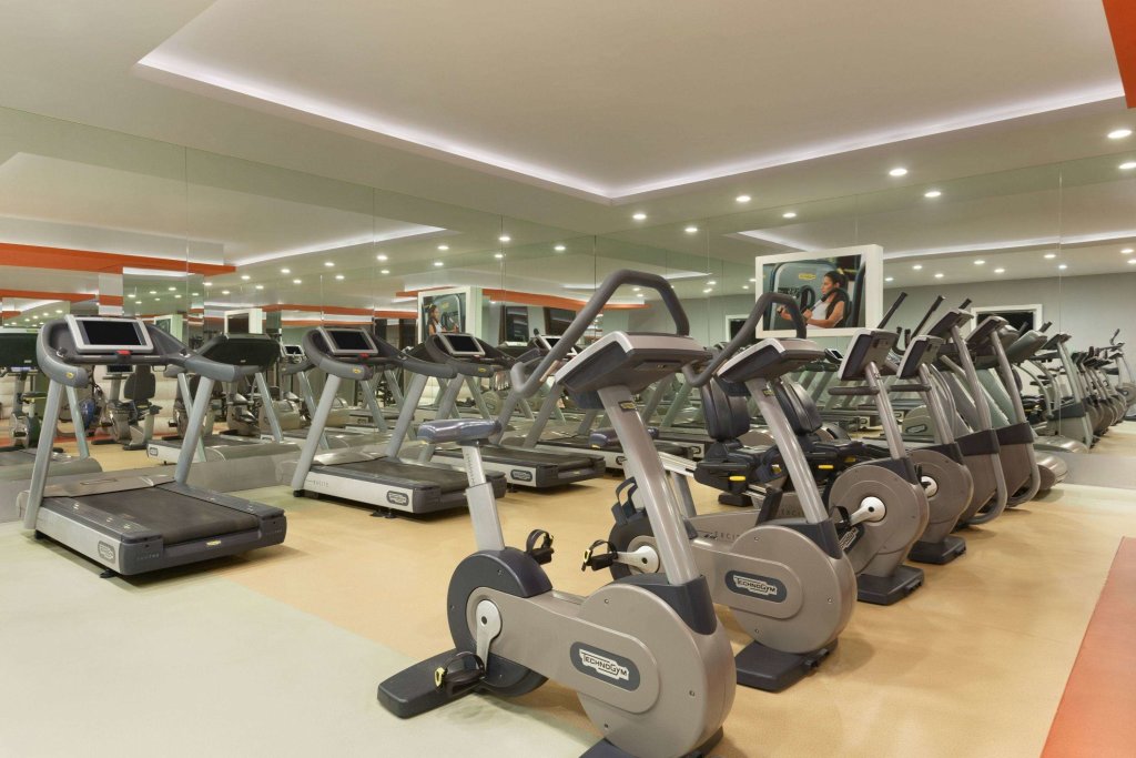 Ramada Plaza by Wyndham Antalya 9