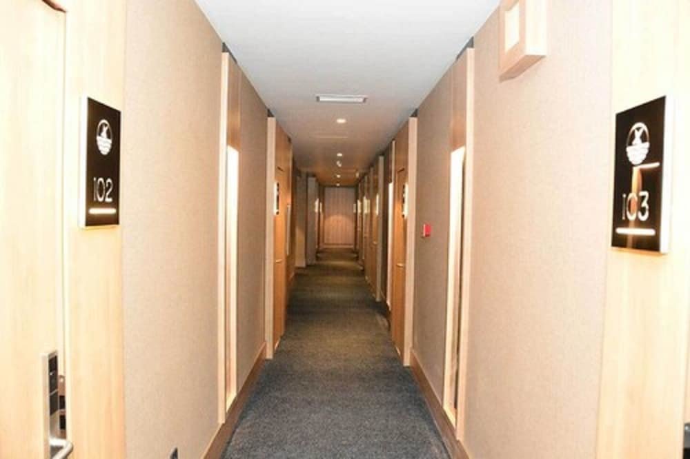Radar Otel 18